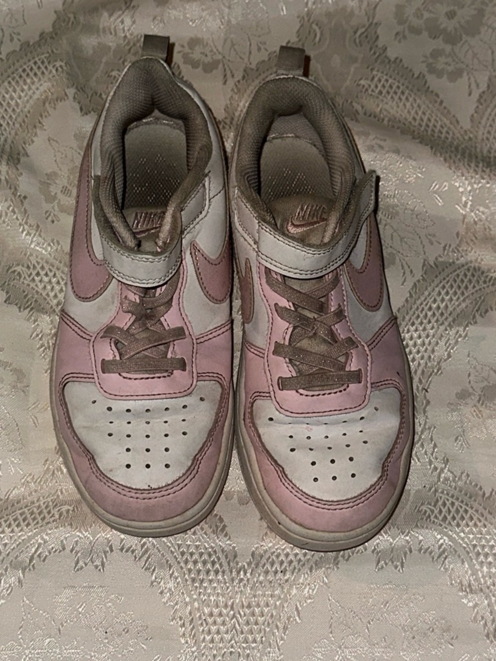 Nike Kids Pink and White Low-Top Sneakers